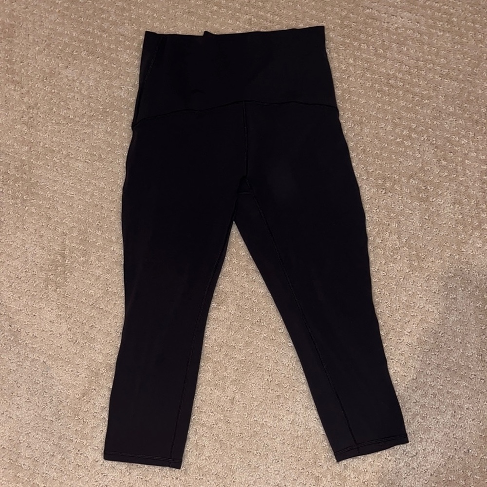 Ivivva black high waisted capris